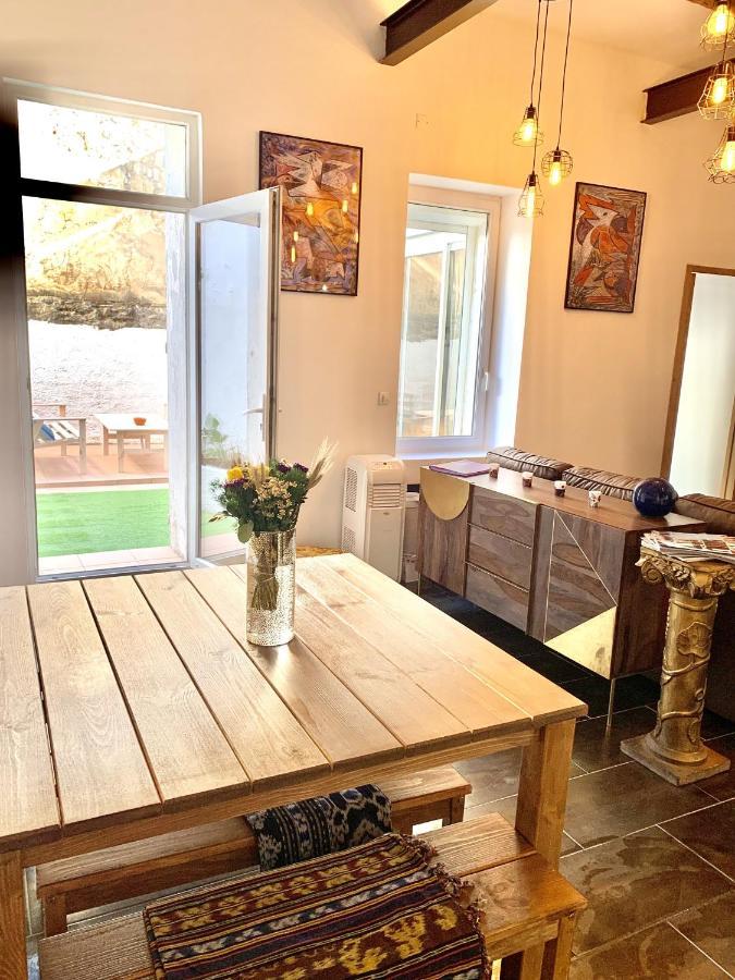 Appartement Atypique Cosy Entre Terre & Mer Marseille Exterior photo