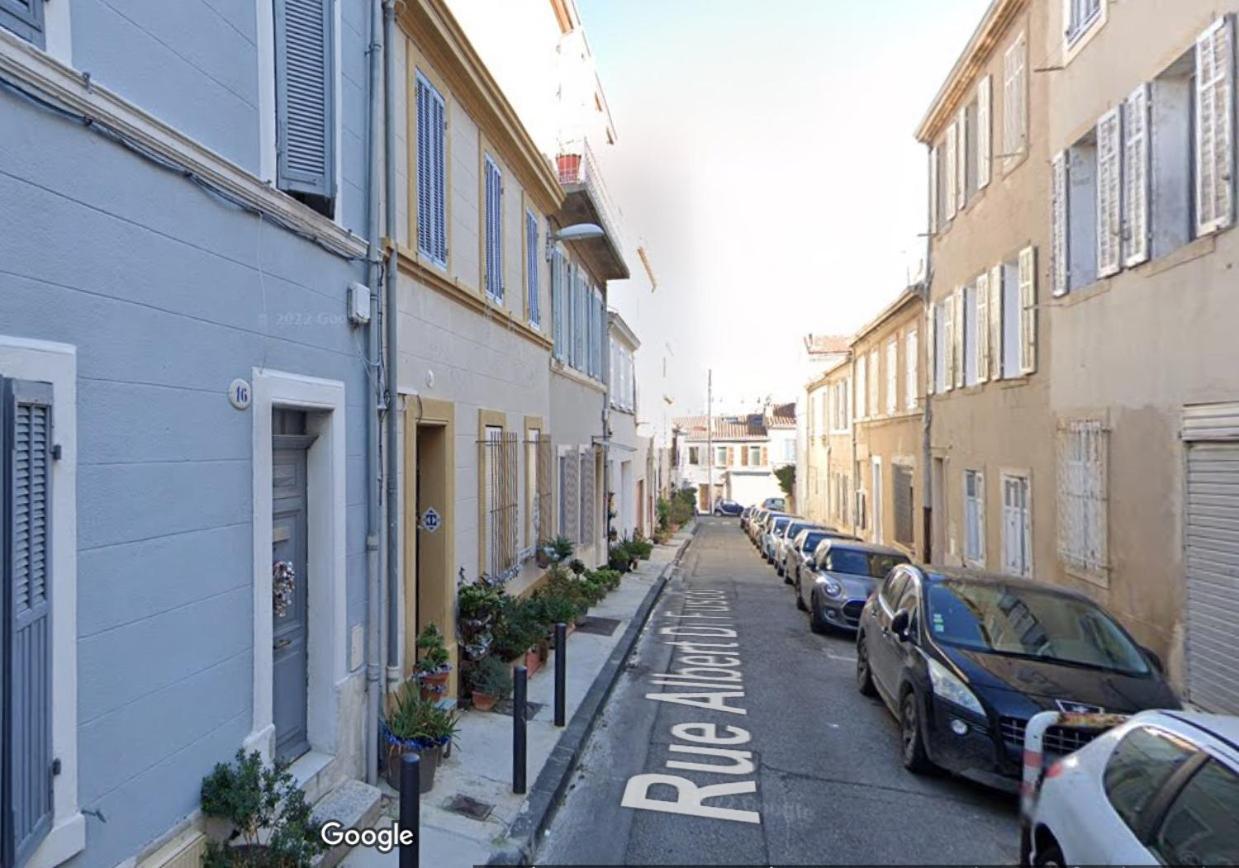Appartement Atypique Cosy Entre Terre & Mer Marseille Exterior photo